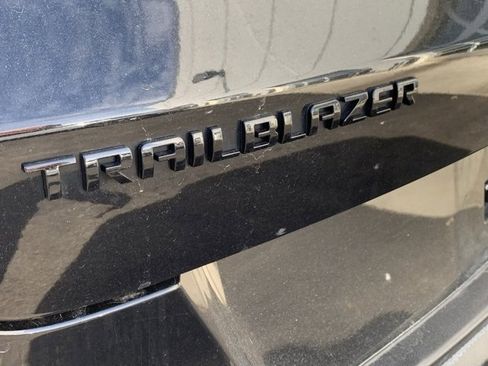 Used 2023 Chevrolet TrailBlazer RS w/ Convenience Package image 4