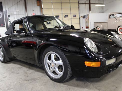 Used 1995 Porsche 911 Cabriolet image 8