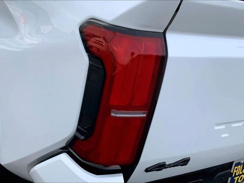 New 2026 Toyota Tacoma SR5 image 14