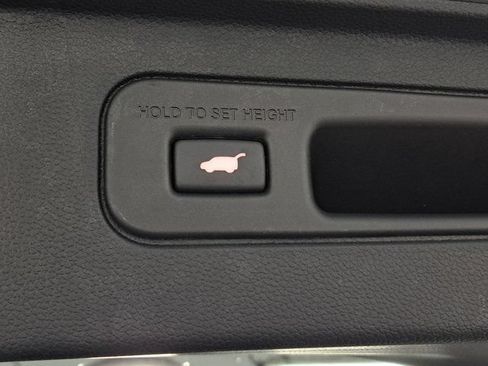 Certified 2024 Honda Pilot EX-L image 10