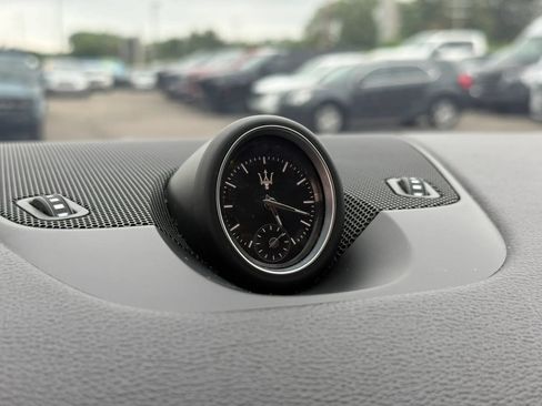 Used 2018 Maserati Levante AWD/4WD image 25