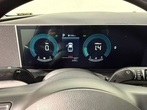 Used 2025 Hyundai Santa Cruz SEL image 24