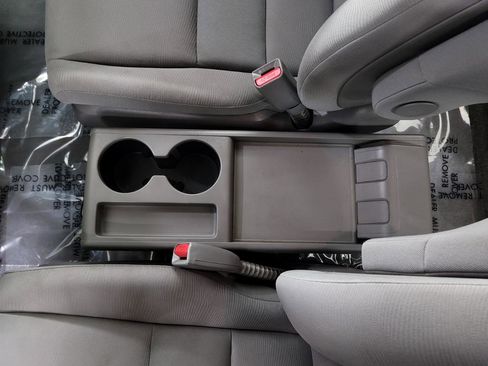 Used 2011 Honda CR-V LX image 14