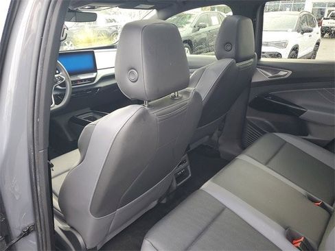 Certified 2023 Volkswagen ID.4 Pro S Plus image 10