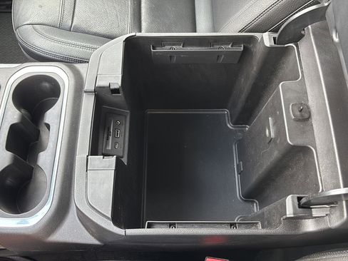 Used 2022 GMC Sierra 1500 Denali w/ Denali Premium Package image 33