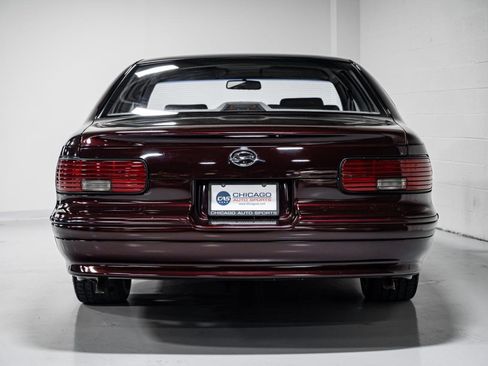 Used 1995 Chevrolet Impala SS image 4