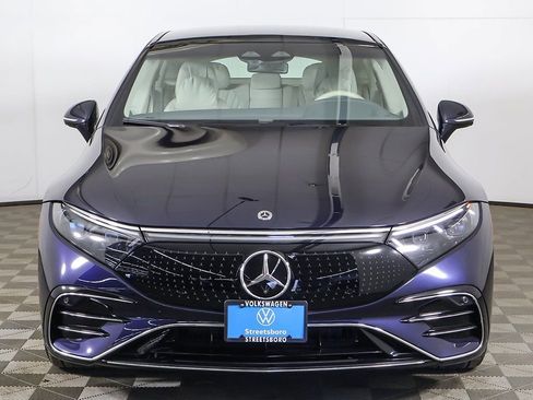 Used 2023 Mercedes-Benz EQS 580 4MATIC Sedan image 16