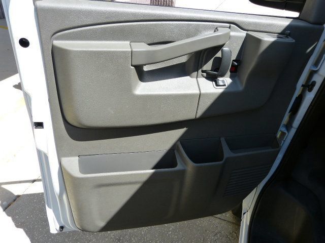 Used 2022 GMC Savana 2500 w/ Driver Convenience Package RWD image 25