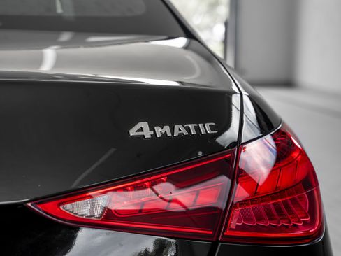 Used 2024 Mercedes-Benz C 300 4MATIC Sedan image 24