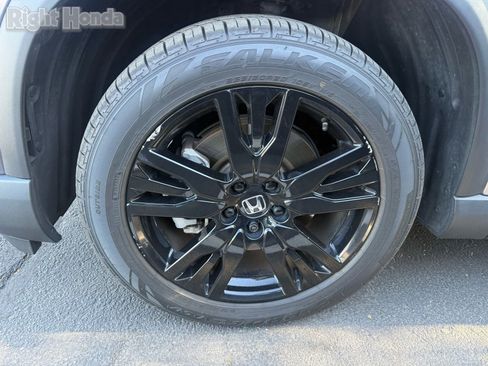 Certified 2024 Honda Pilot Elite image 7