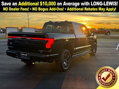 Used 2023 Ford F150 Lightning Lariat image 7