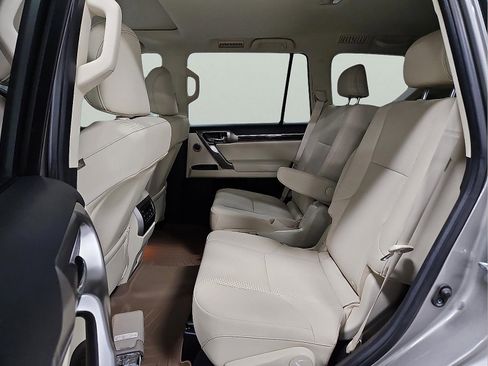 Used 2023 Lexus GX 460 Premium image 7