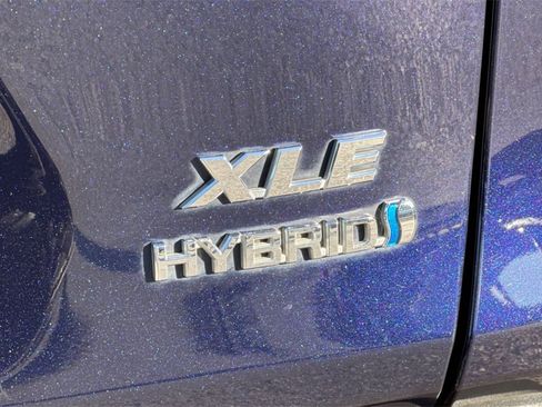 Certified 2022 Toyota RAV4 XLE image 26