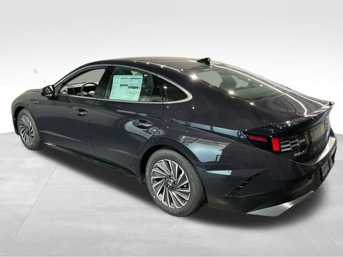 New 2025 Hyundai Sonata SEL FWD image 5