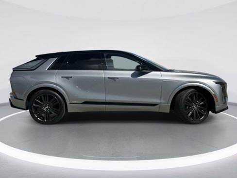 New 2026 Cadillac Lyriq V AWD/4WD image 2