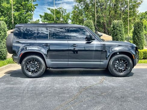 Used 2026 Land Rover Defender 110 S AWD/4WD image 6