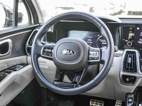 Used 2021 Kia Sorento SX FWD image 19
