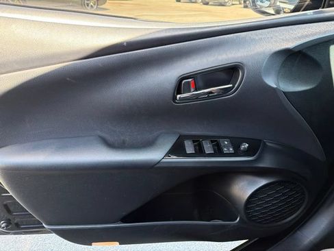 Used 2020 Toyota Prius Prime LE w/ Carpet Mat Package FWD image 16