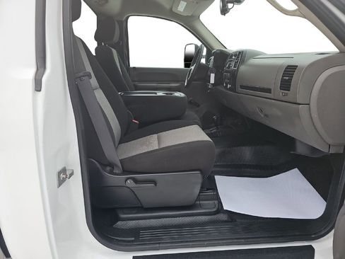 Used 2008 Chevrolet Silverado 1500 W/T w/ Towing Package image 17