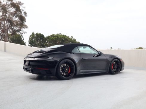 Certified 2024 Porsche 911 Carrera GTS RWD image 9