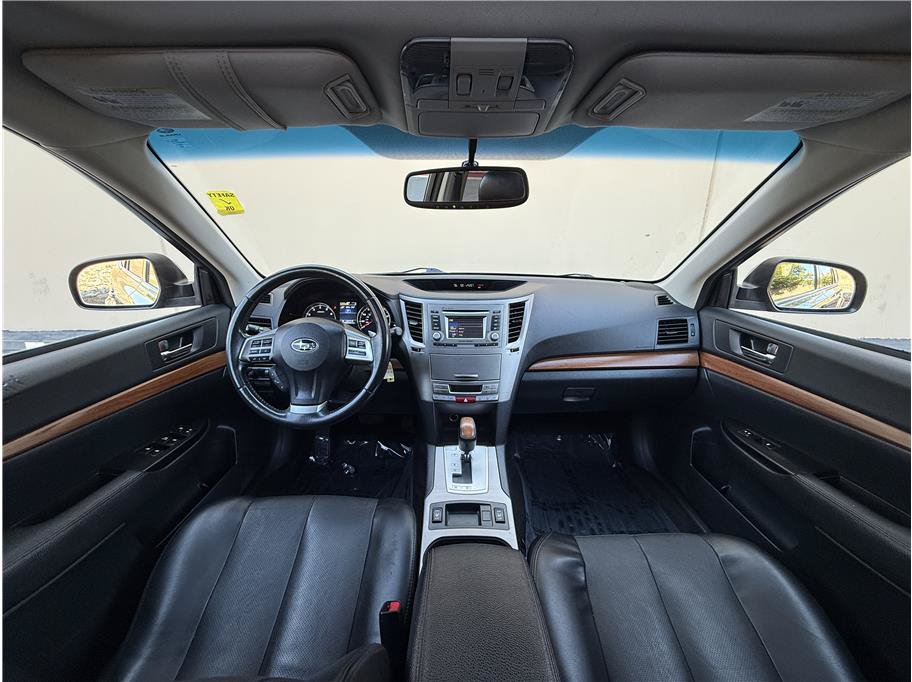 Used 2014 Subaru Outback 2.5i Limited w/ Moonroof Package AWD/4WD image 21
