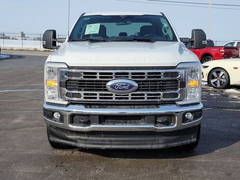 Certified 2025 Ford F250 XLT image 2