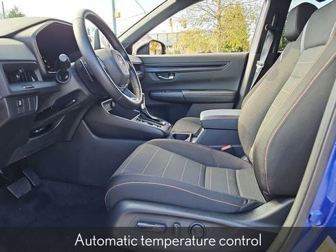 Used 2025 Honda CR-V Sport image 17