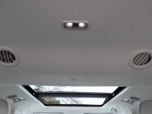 Used 2025 Ford Explorer Platinum w/ LUX Leather Package image 14