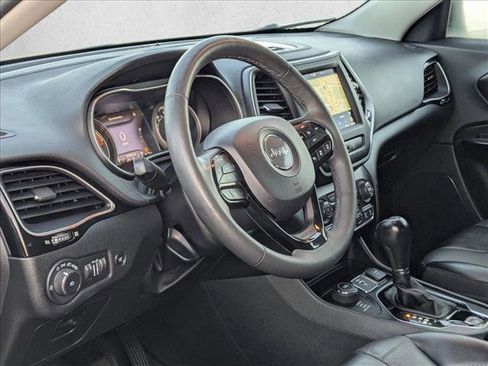 Used 2023 Jeep Cherokee Altitude Lux image 10