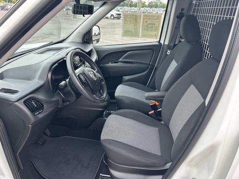 Used 2021 RAM ProMaster City Tradesman FWD image 23