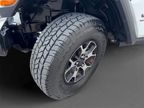 Used 2018 Jeep Wrangler Unlimited Rubicon image 10