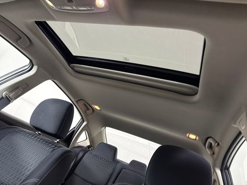 Used 2016 Nissan Altima 2.5 SV w/ Convenience Package image 19