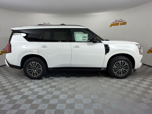 New 2026 Nissan Armada SL w/ Captain's Chari Seat Package AWD/4WD image 7