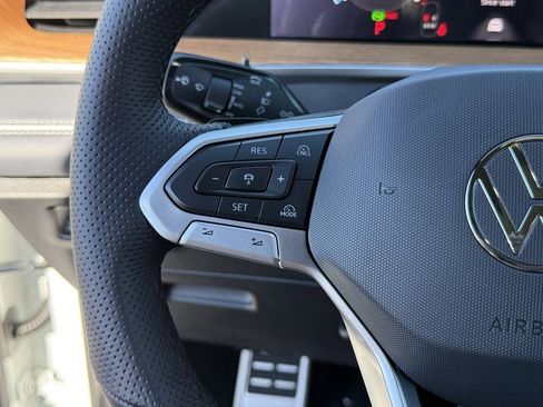 New 2026 Volkswagen Tiguan SEL R-Line image 15