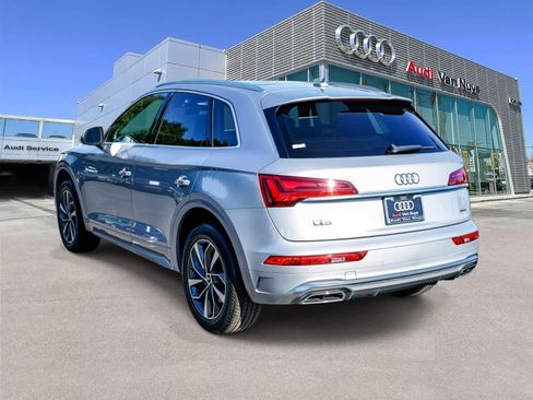 Used 2023 Audi Q5 2.0T Premium w/ Convenience Package image 2