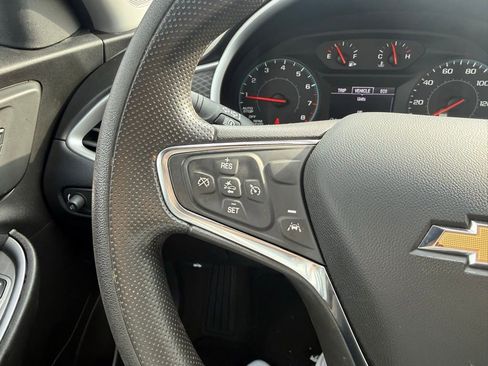 Used 2023 Chevrolet Malibu LT image 17