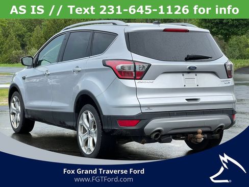 Used 2017 Ford Escape Titanium w/ Equipment Group 301A AWD/4WD image 39