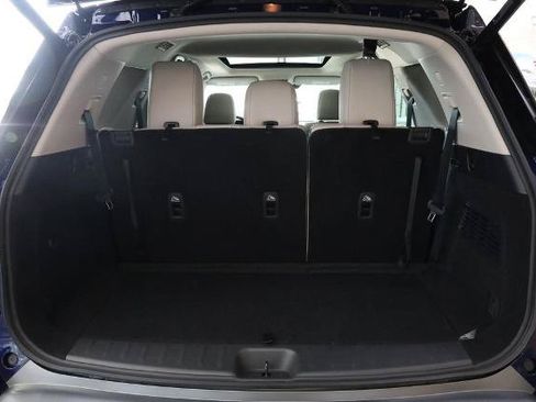 New 2026 Nissan Pathfinder SL w/ SL Premium Package AWD/4WD image 7