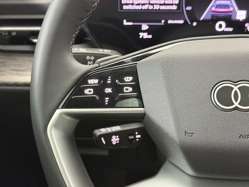 New 2025 Audi Q5 Premium Plus image 18