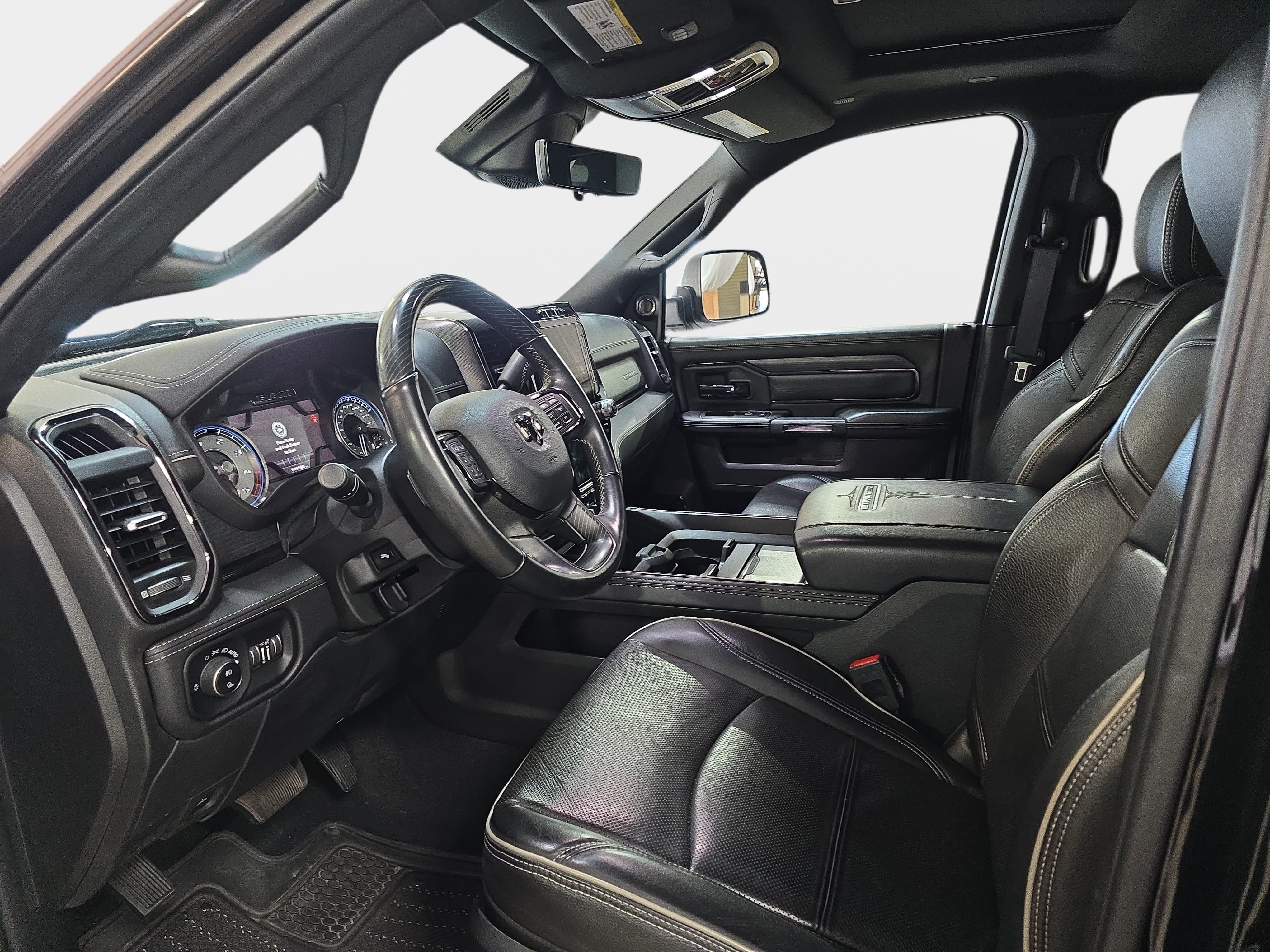 Used 2022 RAM 2500 Limited AWD/4WD image 13