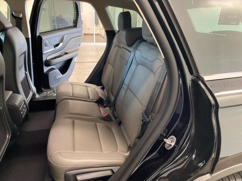 New 2024 Lincoln Corsair AWD w/ Equipment Group 101A image 9