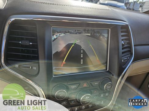 Used 2017 Jeep Grand Cherokee Overland w/ Jeep Active Safety Group image 14