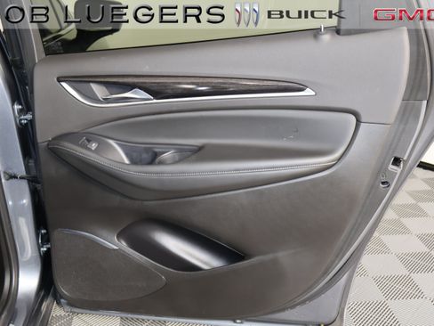 Certified 2021 Buick Enclave Avenir w/ Avenir Technology Package FWD image 15