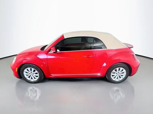 Used 2019 Volkswagen Beetle 2.0T S FWD image 5