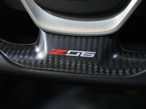 Used 2015 Chevrolet Corvette Z06 w/ 3LZ Preferred Equipment Group image 36