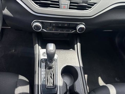 Used 2023 Nissan Altima 2.5 S FWD image 19