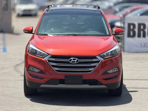 Used 2017 Hyundai Tucson Limited w/ Limited Ultimate Package 03 AWD/4WD image 3