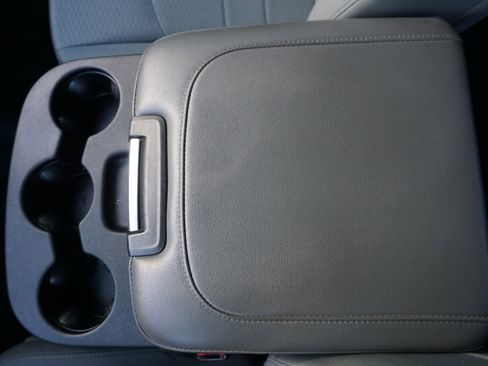 Used 2017 RAM 1500 Classic SLT image 22