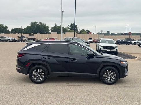 Used 2024 Hyundai Tucson Blue AWD/4WD image 30
