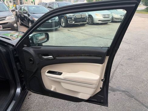 Used 2017 Chrysler 300 C w/ Safetytec Plus Group AWD/4WD image 16